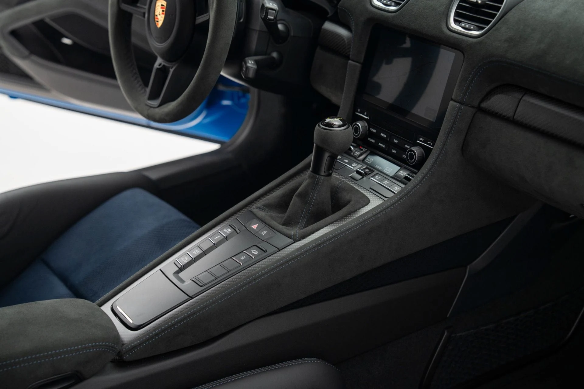 mph029_3840072852_Used_2024_Porsche_718_Cayman_GT_4_RS_1775171230_d52023ef70