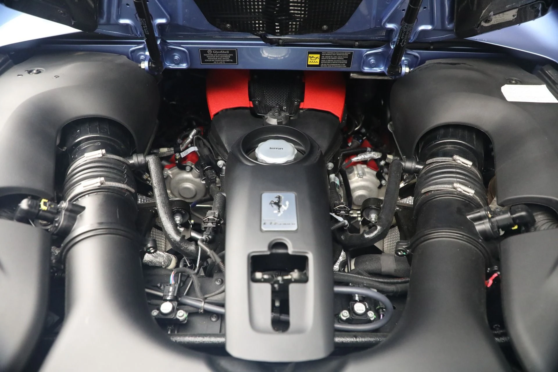 mph029_386128583_Used_2021_Ferrari_F8_Spider_1782576050_996128883f