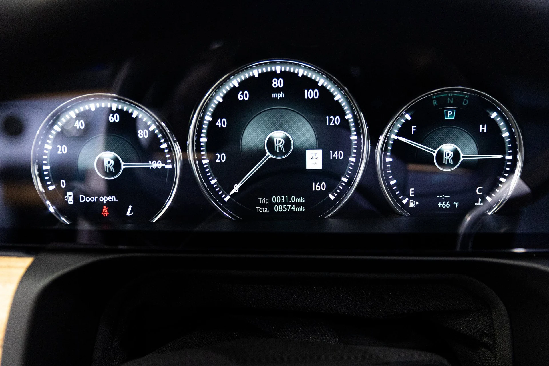 mph029_3869078122_100e7e87a4ba0fa3676501aa37660b11x_08f5ad04eb