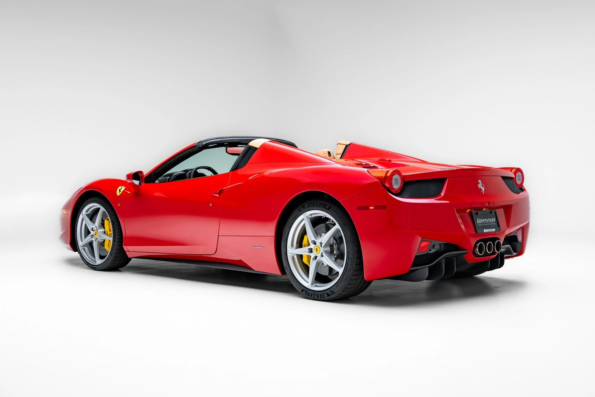 mph029_3875568585_Used_2014_Ferrari_458_Spider_1778539625_5ab405be24