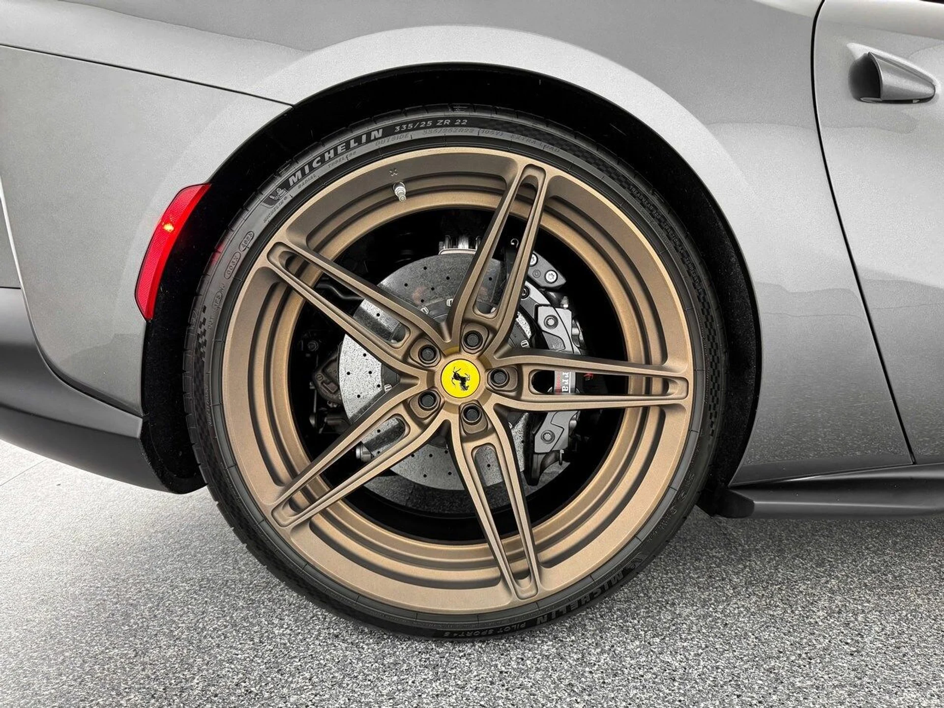 mph029_3882729874_8d5950f9396e774a3ed17c4159c143a3x_5da6e47e9a