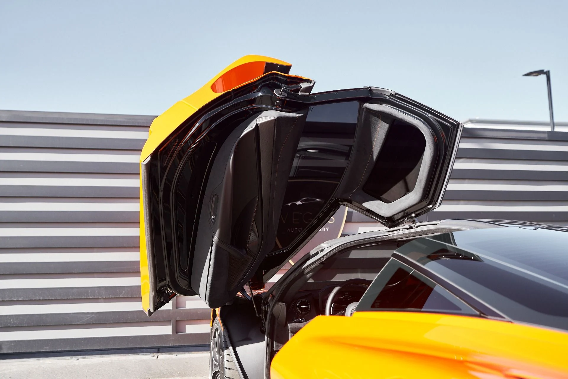 mph029_3900696842_Used_2018_Mc_Laren_720_S_Performance_1764955127_0409b2a6bc