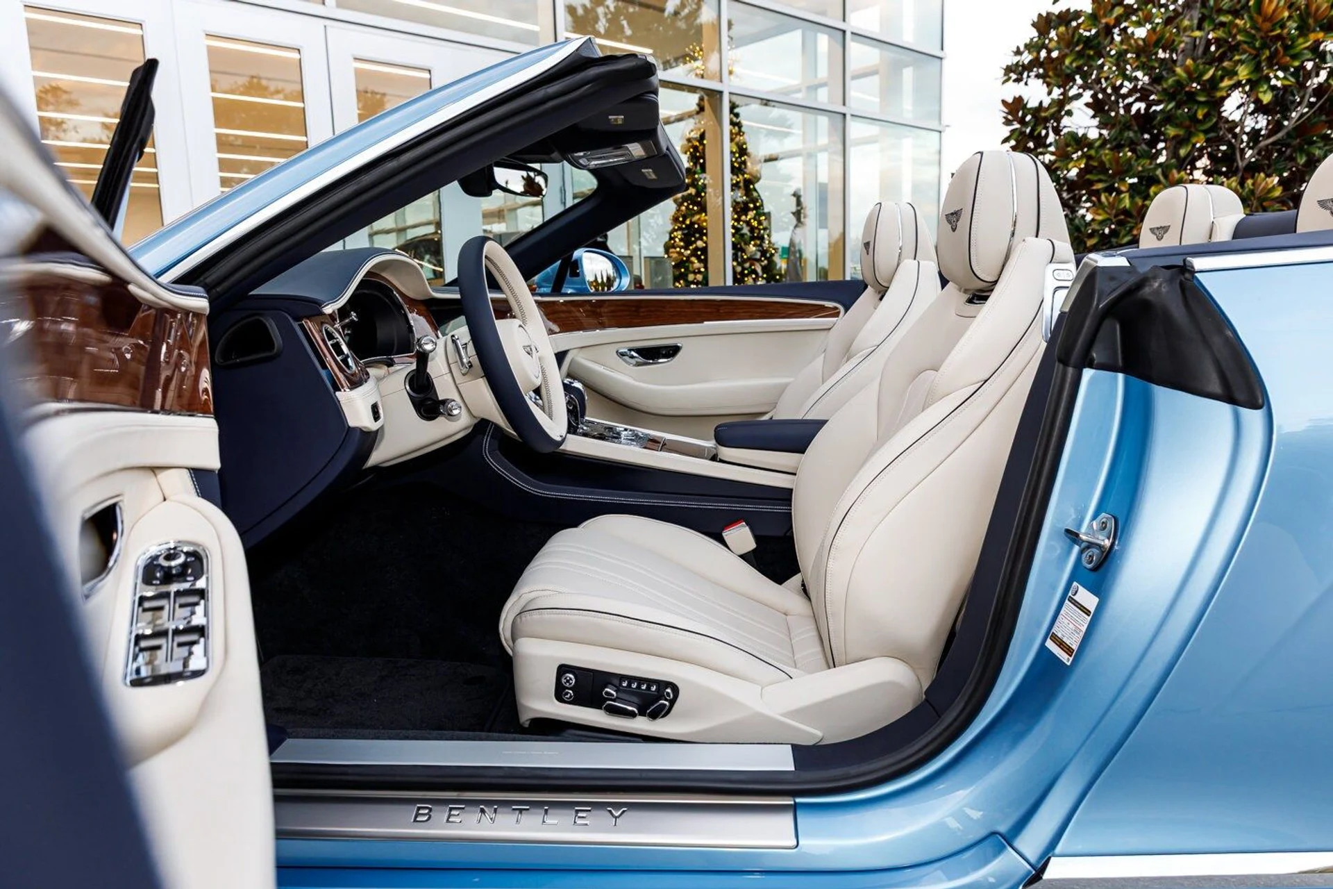 mph029_394111970_ce09298df5921d71e36321403eb8ea56x_54f3b3744f