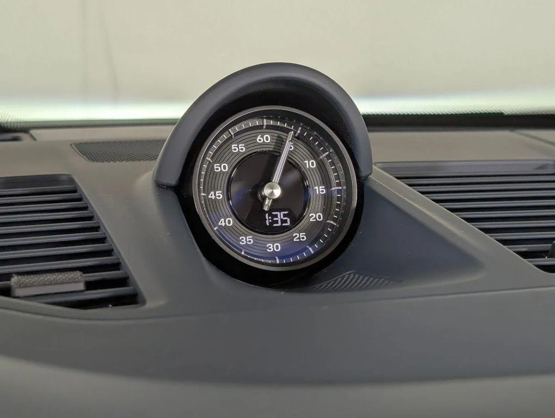 mph029_3943544766_RVMB_6x4_LX_ba_Md_Zbjbxw_Riky_Nko_bbacd1b2aa