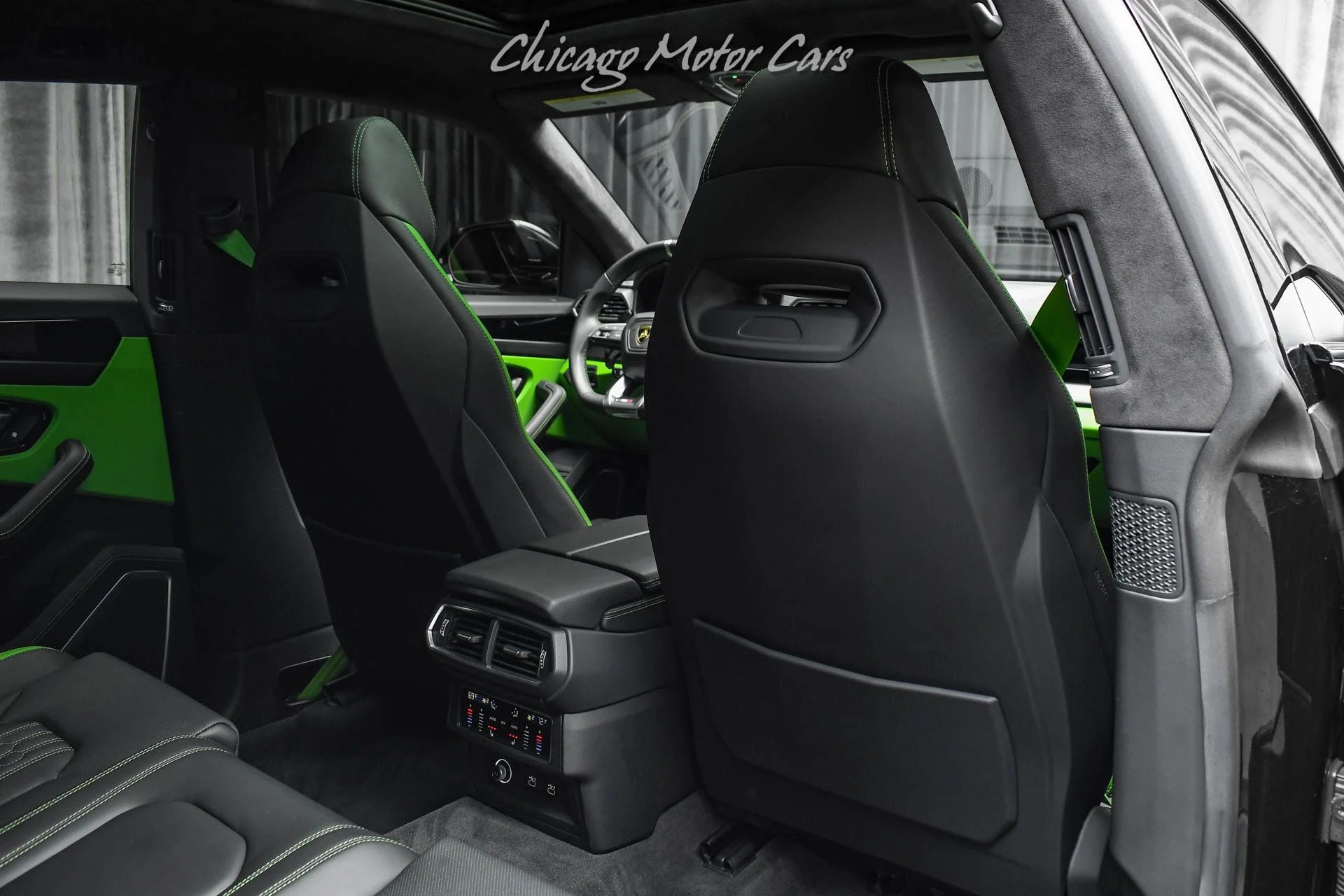 mph029_3952855611_13420_p30_l_097ea22e21