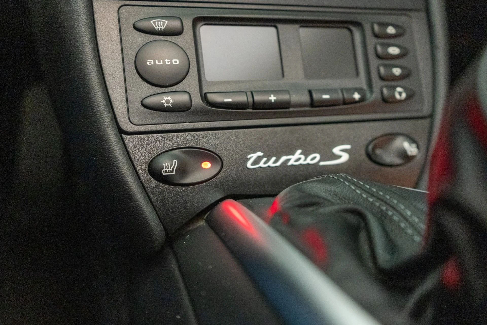 mph029_3960858618_Used_2005_Porsche_911_Turbo_S_Cabriolet_Very_Low_Miles_6_Speed_Manual_Sport_Techno_Wheels_1776271303_e219acdf75