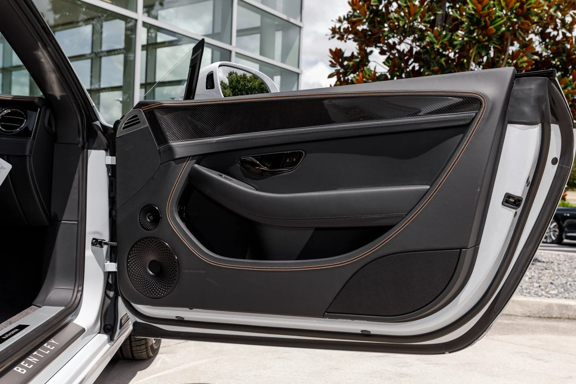 mph029_3969079621_c0166218b60b7d5c46083960b262b07dx_f8bfd9c591