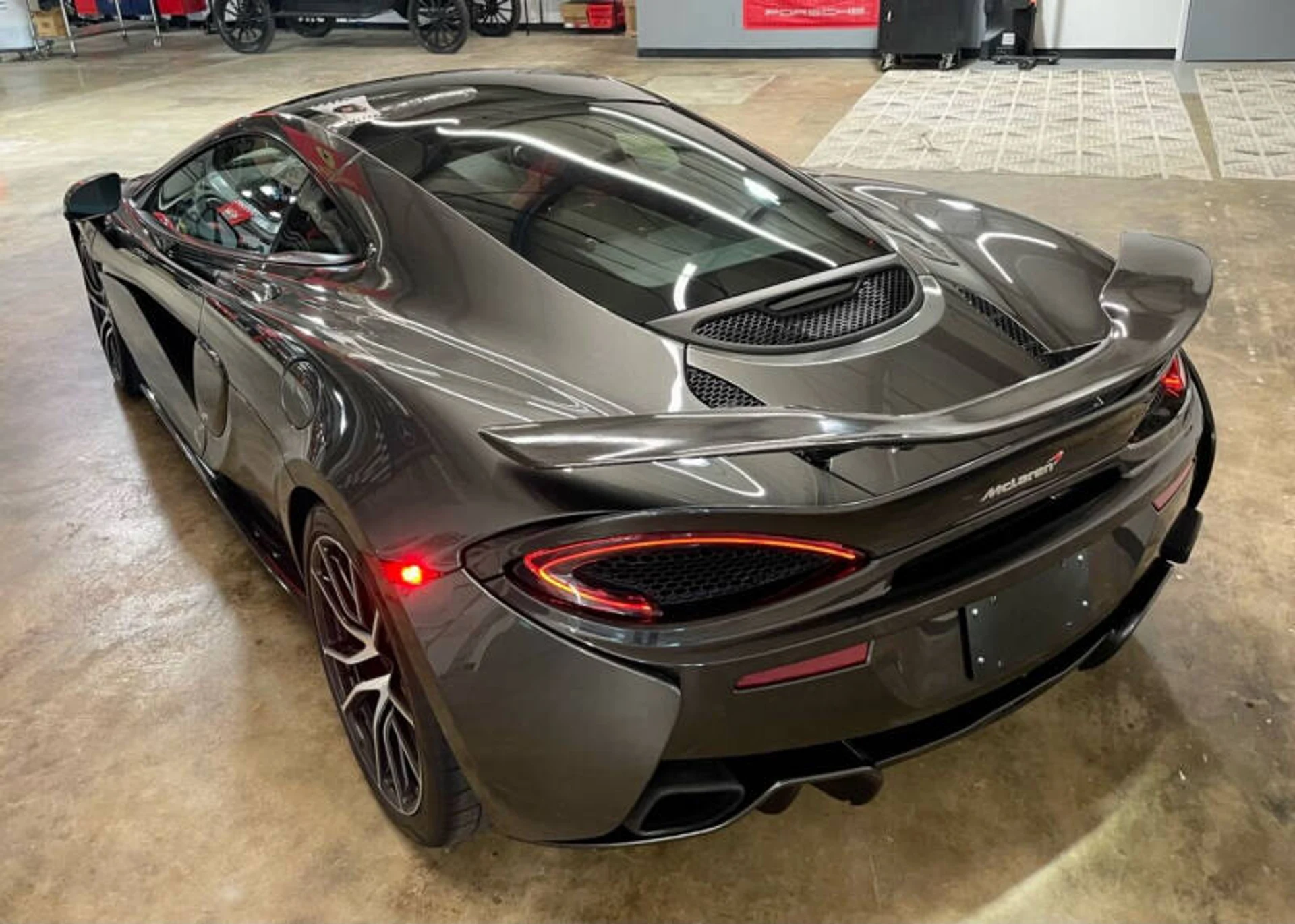 mph029_3971666365_2017_mclaren_570gt_base_2dr_coupe_a9c23bd2b1