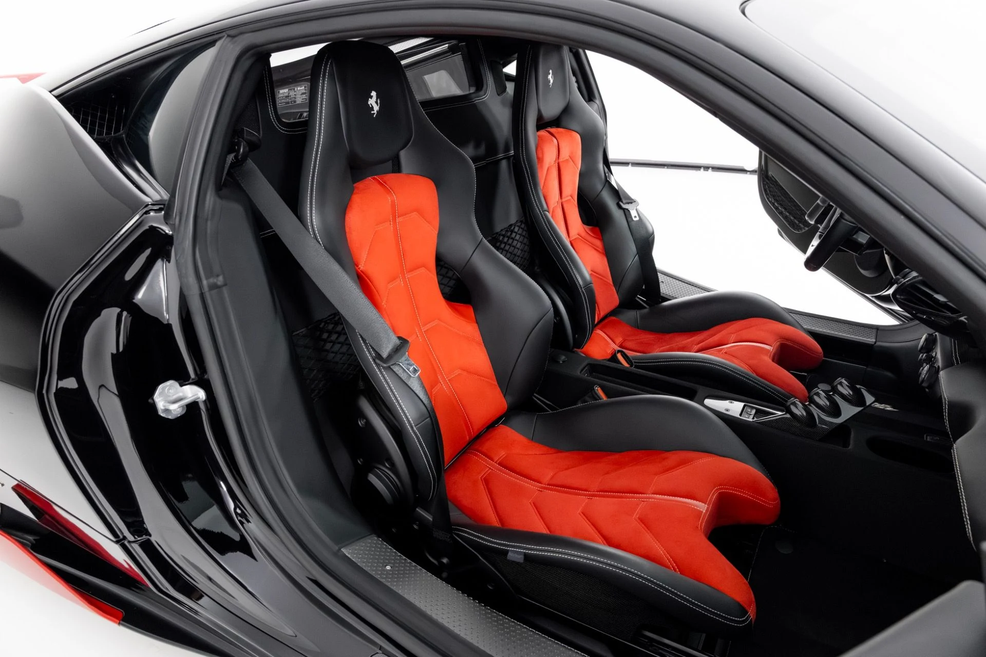 mph029_3973223918_Used_2015_Ferrari_458_Speciale_1765990116_b9d7005120