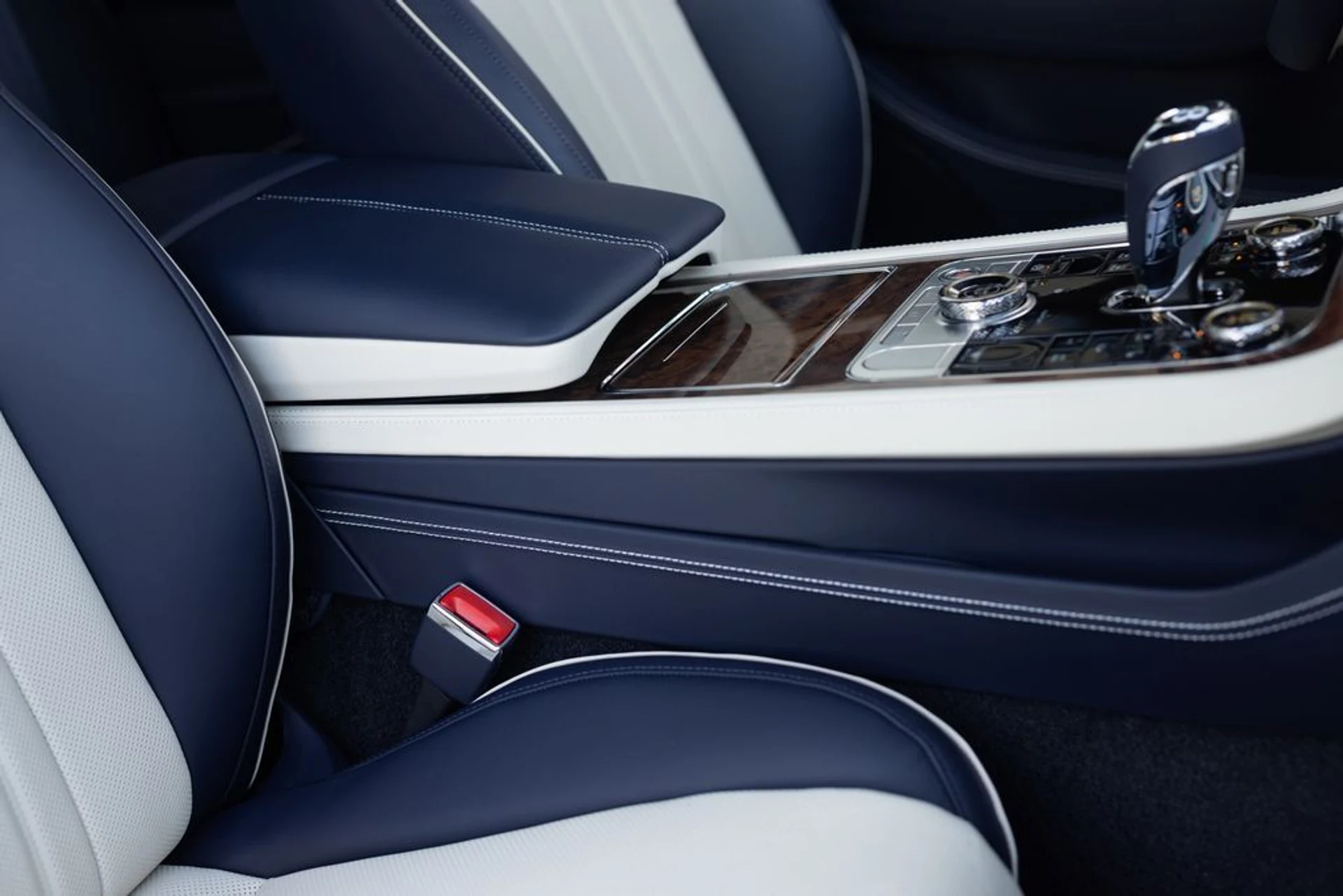 mph029_3991432532_eefd55fed71a3886aa6737f7a52a3031x_208be50b94