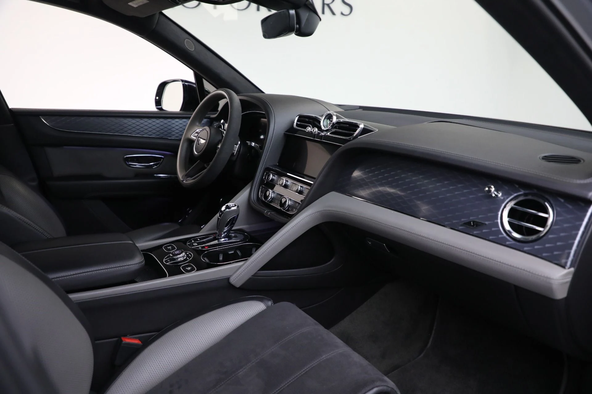 mph029_3993798863_Used_2022_Bentley_Bentayga_S_V8_697d02a886