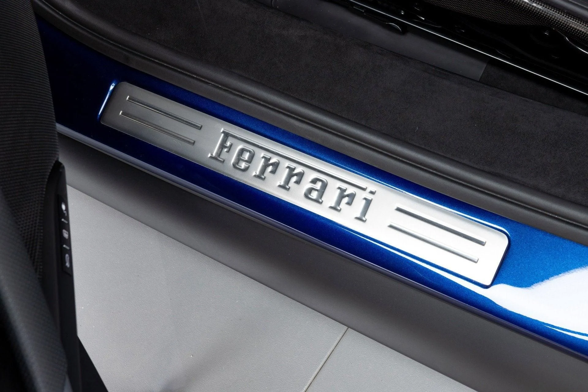 mph029_3997750071_Used_2023_Ferrari_296_GTS_1777988420_35487a6801