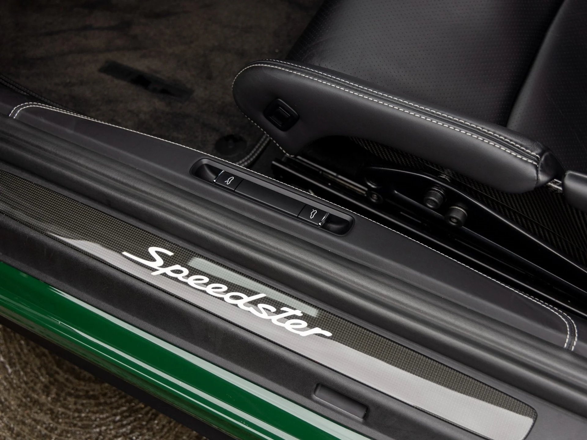 mph029_3999763804_30_6042b54a50