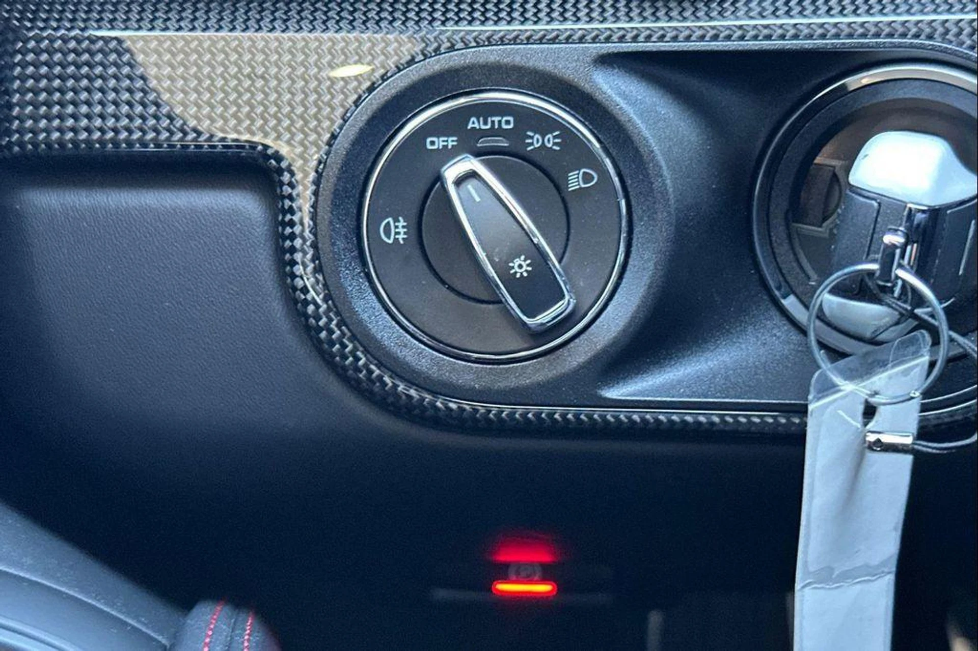 mph029_4005443379_L6l7yfdo_Xb_Ad_XYVBACA_Uxa_c_Jx8_4fec0b4b3d