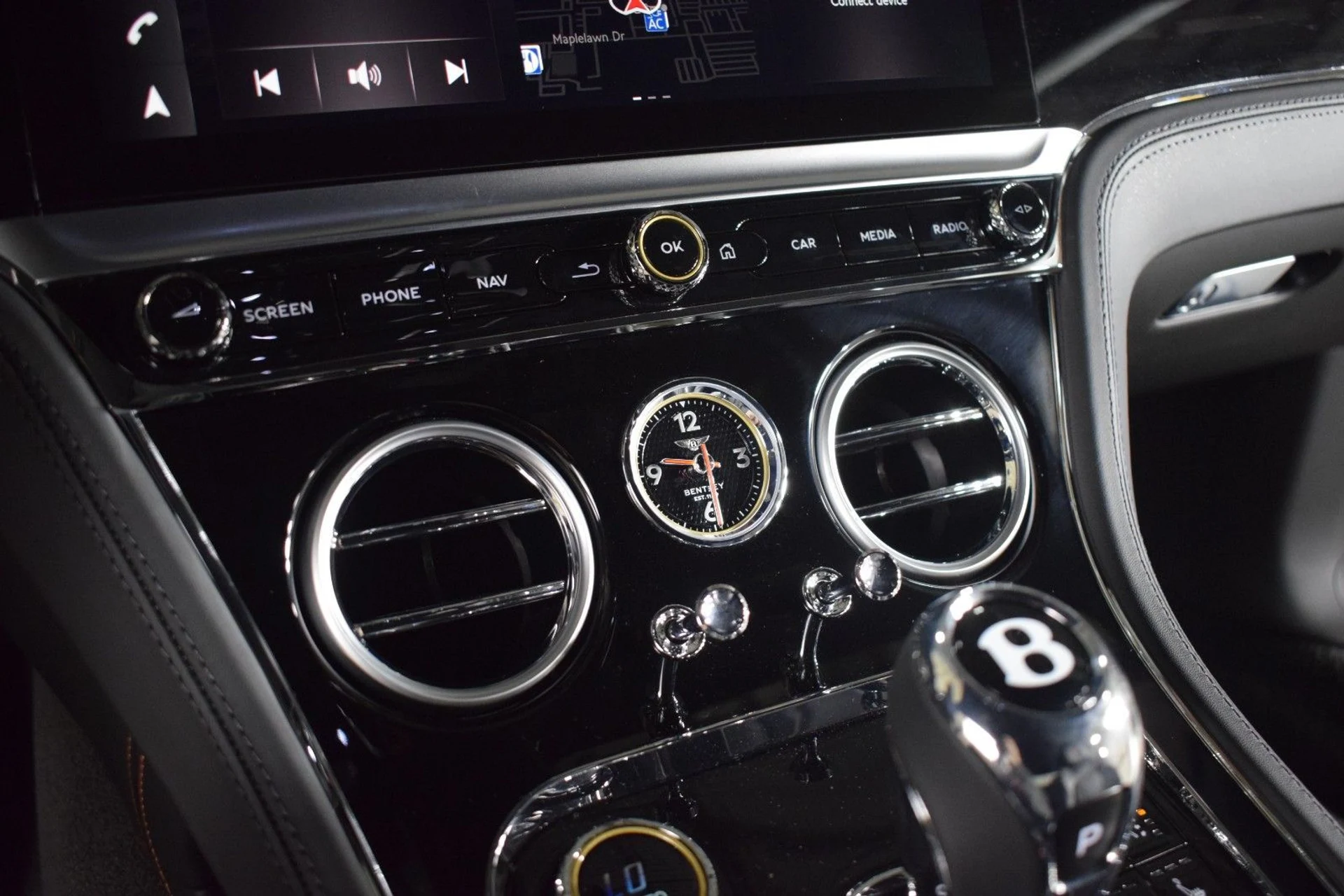 mph029_4005951297_e45f67cc34f83c7fb3ba441f511a0a48x_39f5e47ea6