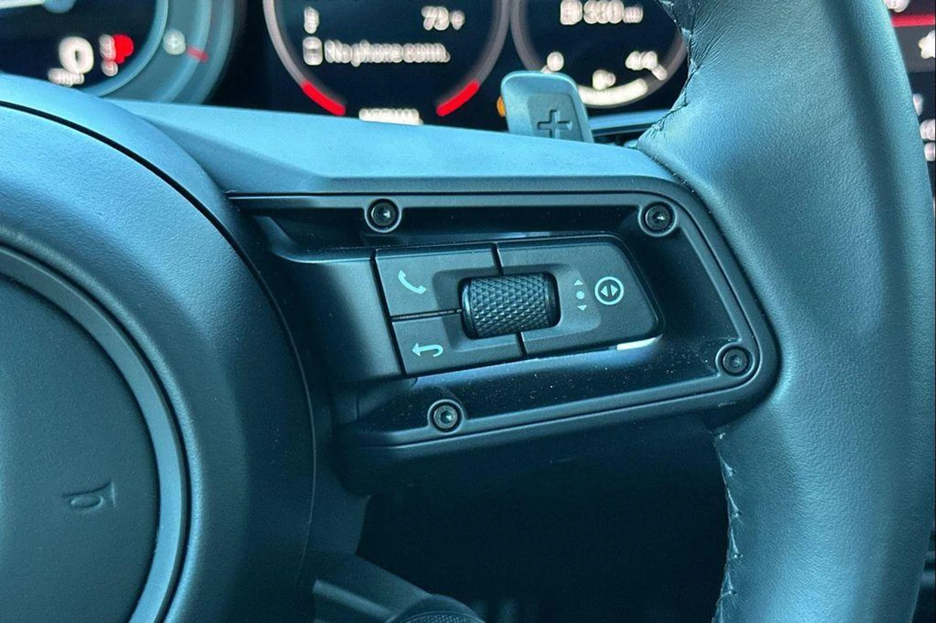 mph029_4008909341_F_Mfa80k_AR_4_Mn_B6g_Z5u_Vc_U_Hdr_I_Qc_ecb4f54bac