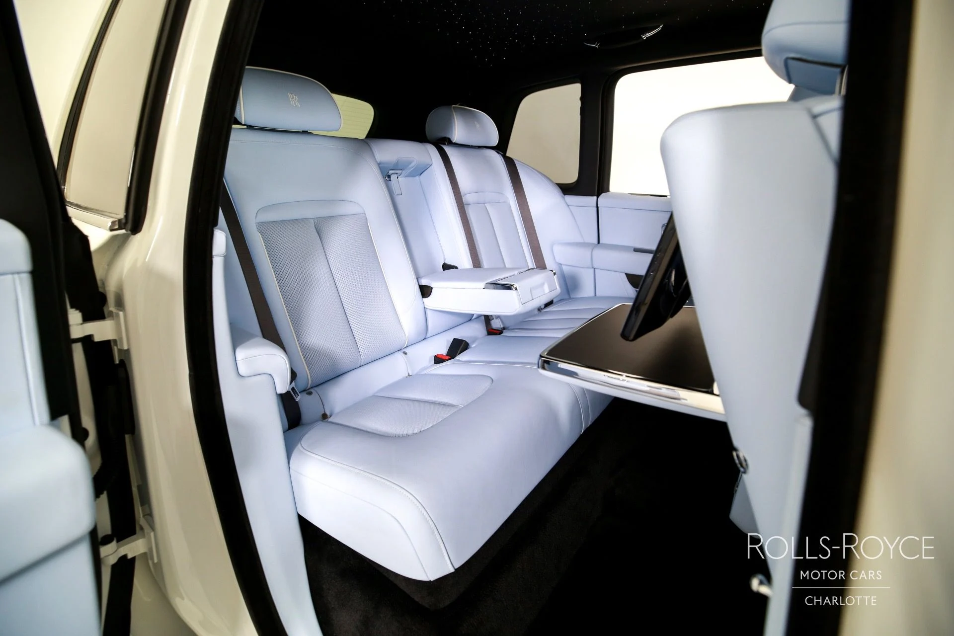 mph029_4013116409_Used_2026_Rolls_Royce_Cullinan_1759509260_3776a496e0