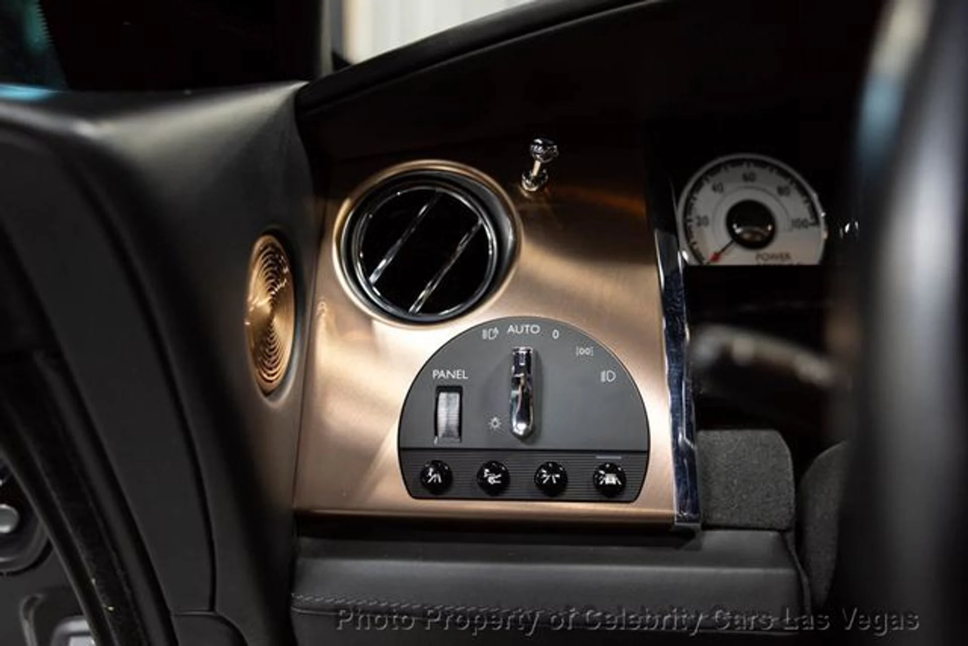 mph029_4025211345_used_2016_rolls_royce_wraith_inspiredbymusiclyricalcopperbespokeaudiostarlighth_9707_23057562_34_640_66cef232db