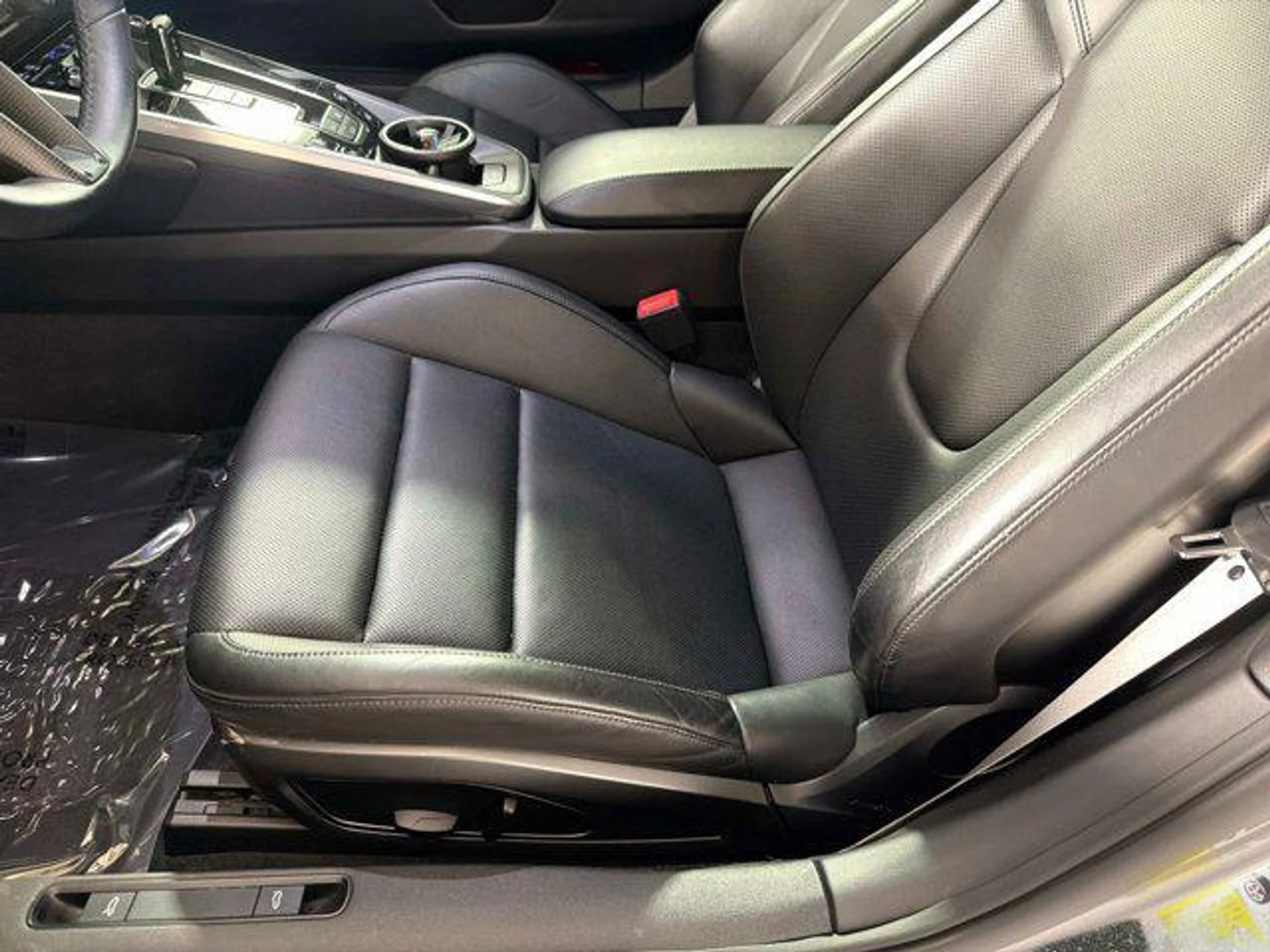 mph029_4031271142_l_Whpc8ry1_Ix_Lv3a_O9f94e_I_Qfuh_Y_6296c4e5df