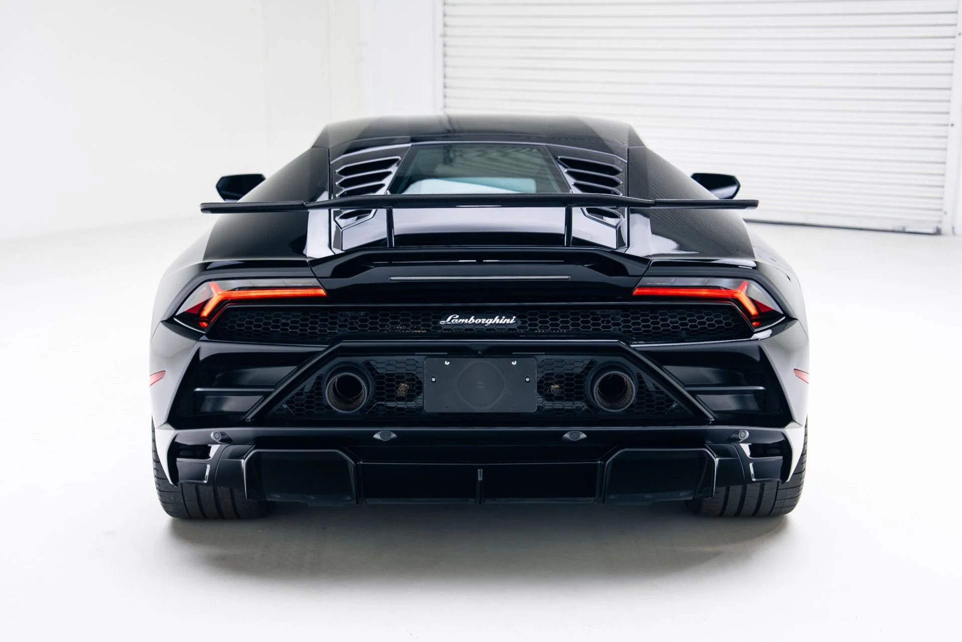 mph029_4032750983_Used_2021_Lamborghini_Huracan_EVO_1765497065_266c75979a