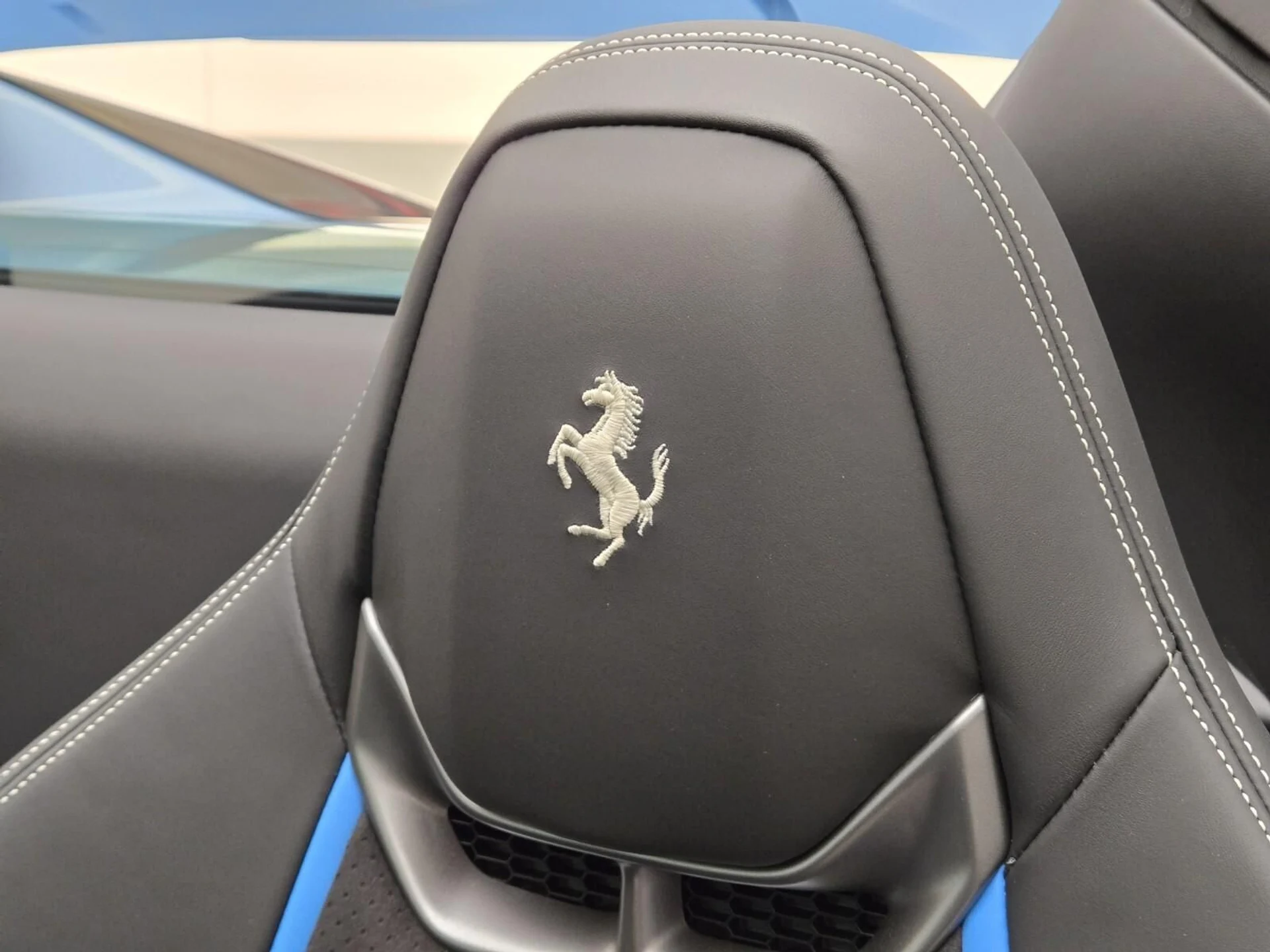 mph029_4038852605_Used_2024_Ferrari_296_GTS_1763022579_4ba6dc7481