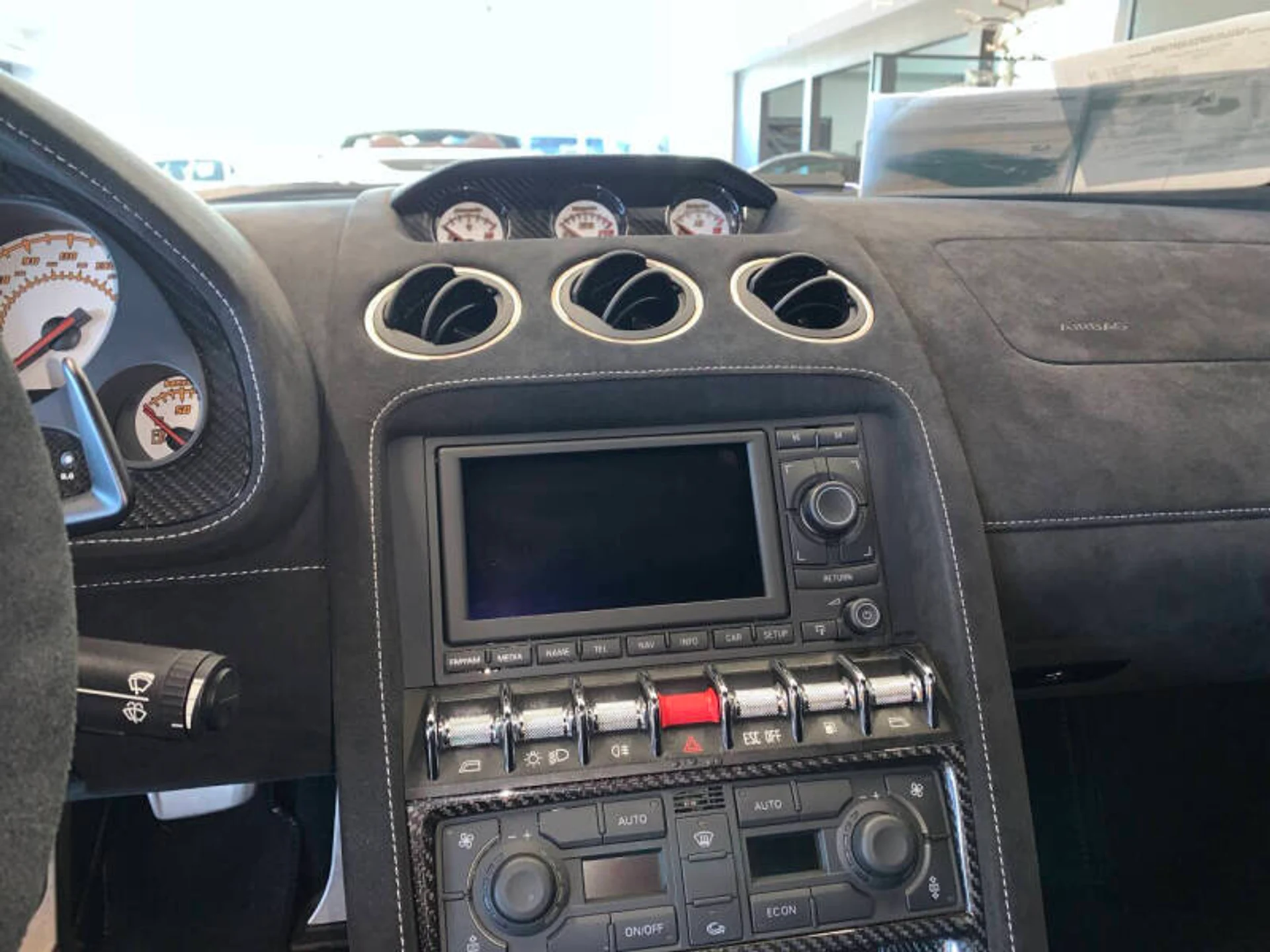 mph029_4044163120_2012_lamborghini_gallardo_lp_570_4_spyder_performante_awd_2dr_convertible_bb059a92a5