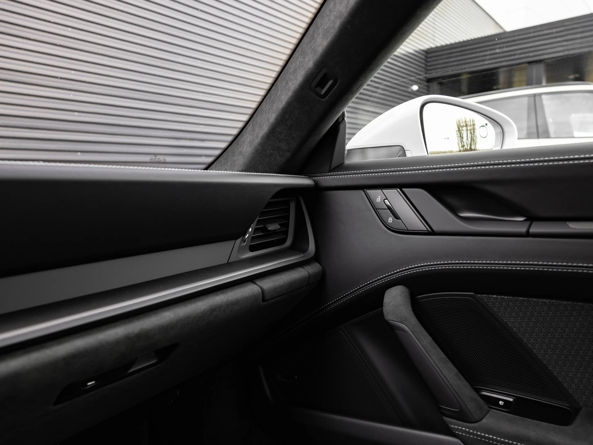 mph029_4044512692_6a20a24975945eeae1c4878e3137753f_b513404ec8