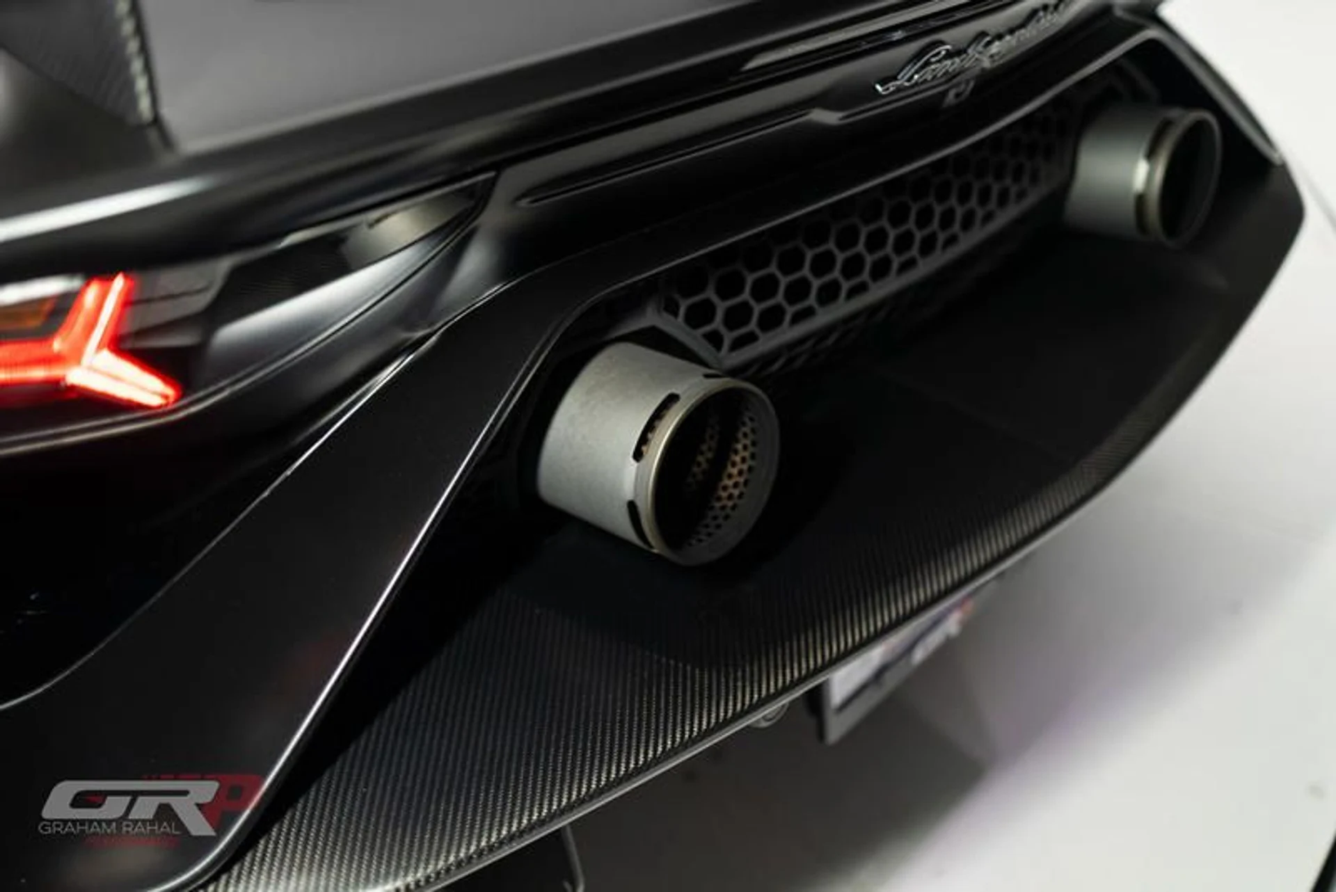 mph029_4066666415_609_D5_FAD_B08_C_41_A6_BDA_8_F2_E4_CA_26_D931_75f01cc194