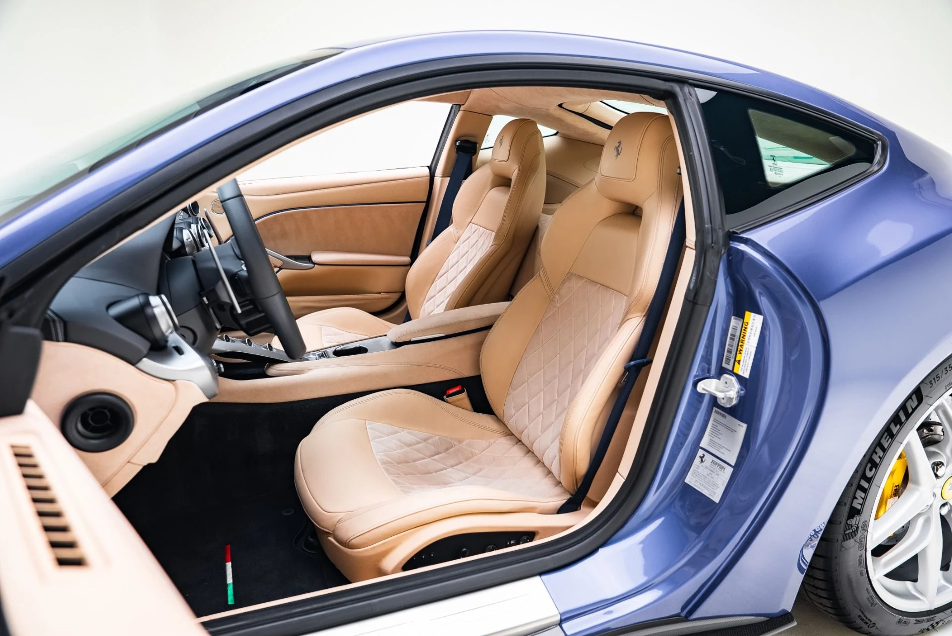 mph029_4074217724_Used_2016_Ferrari_F12berlinetta_1767213538_9cb29f5833