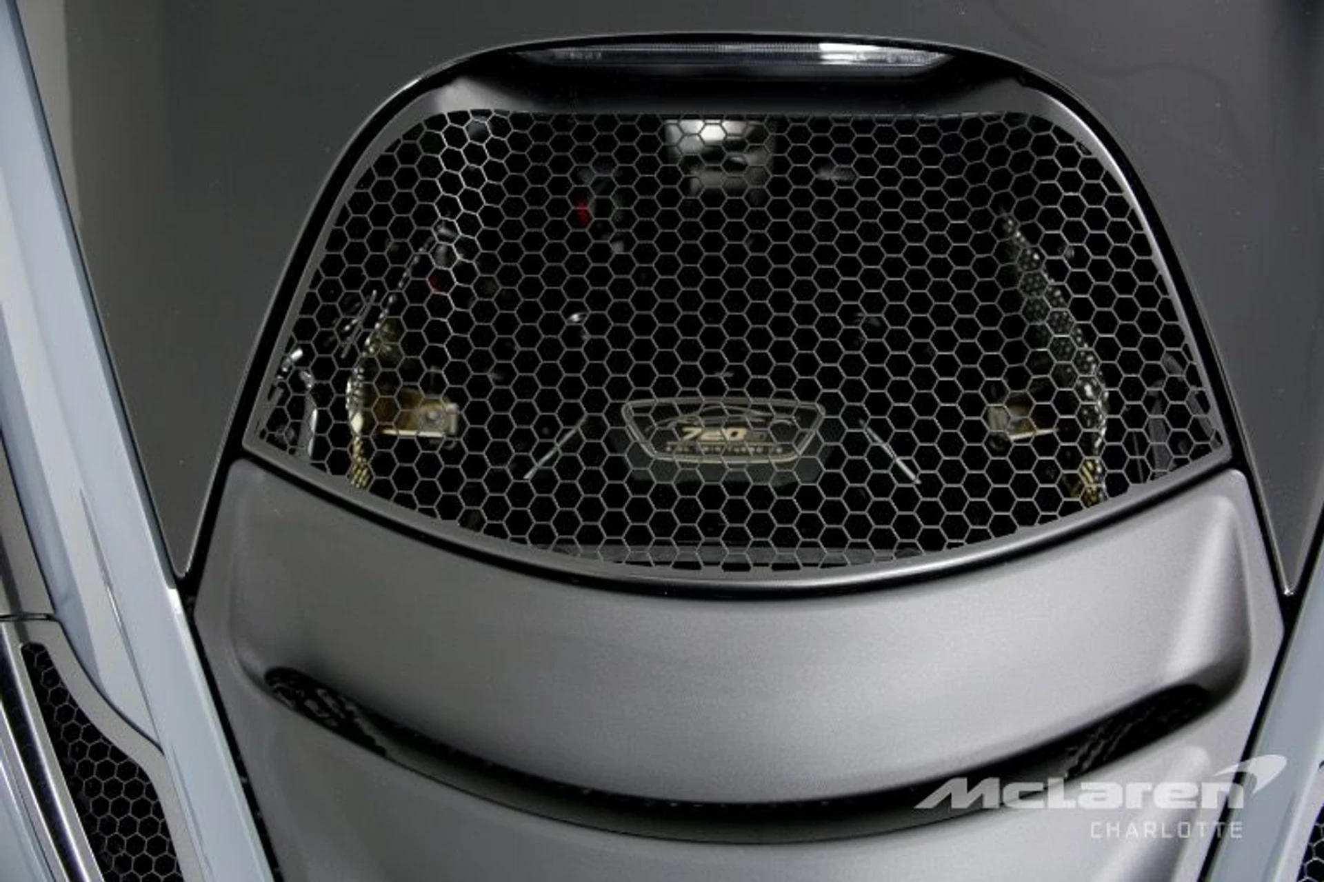 mph029_407900039_New_2019_Mc_Laren_720_S_Performance_811790b00c