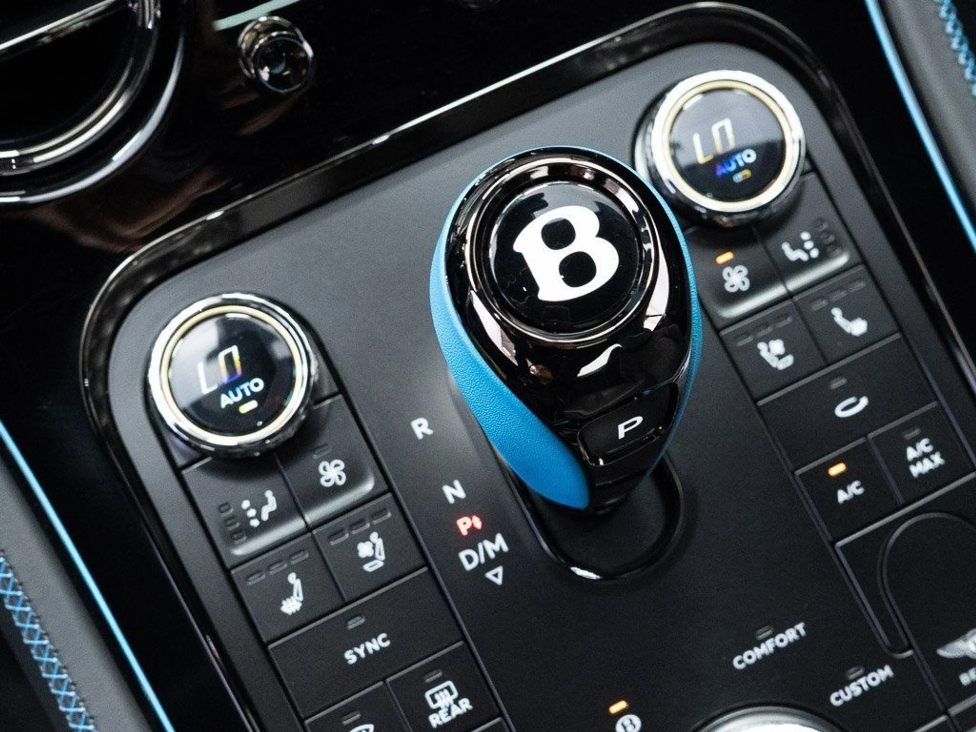 mph029_4089909640_510f321b864f6e8769b870258813d71a_645951ad95