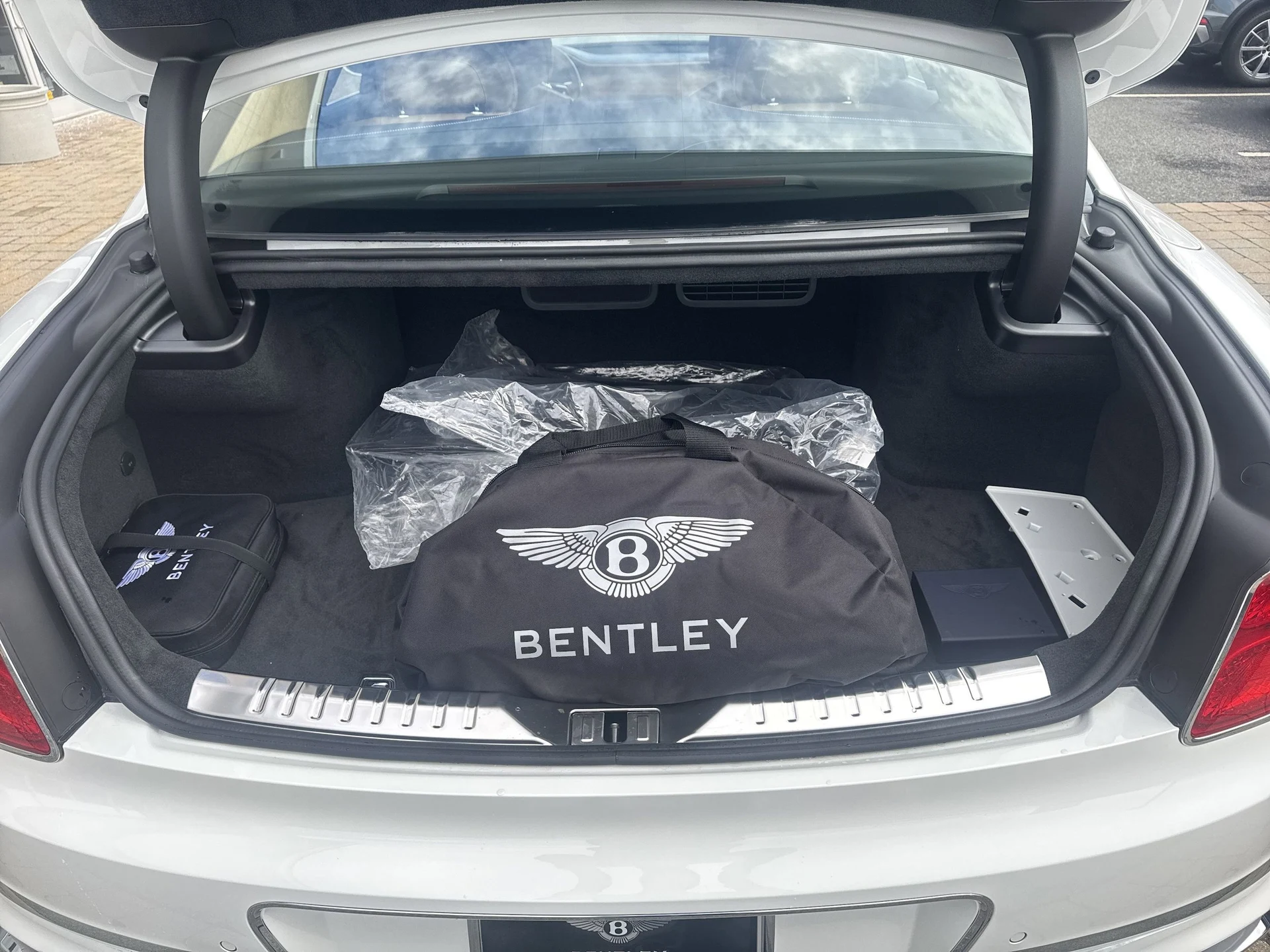 mph029_4092487665_ede2789a888c1fab398e41f6be69b100x_8c5cd5ff4d