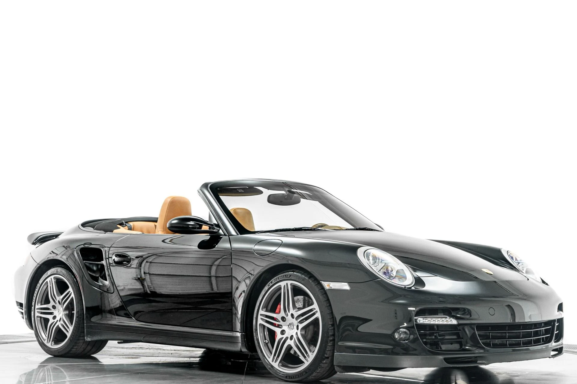 mph029_4092671924_Used_2008_Porsche_911_Turbo_Cabriolet_6_Speed_Manual_Natural_Leather_Interior_1782761484_023908546e