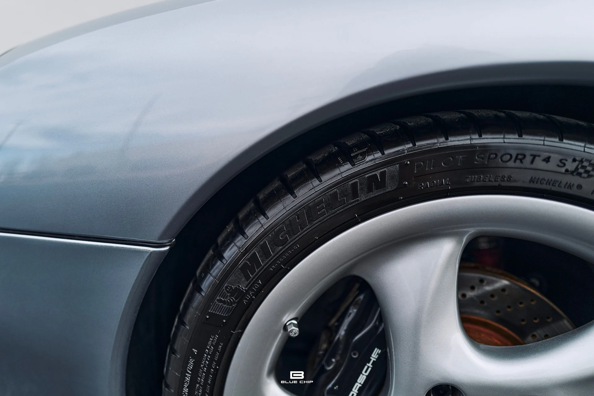 mph029_4098894657_69b48b153a29b34a87a561c6_L1190563_ee302b2448