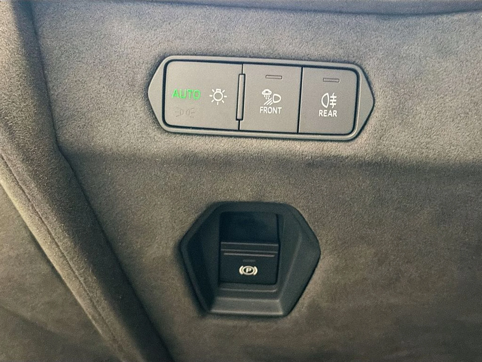 mph029_4108819387_0aaa7daac3f1055a485bf84320101258x_e90ad6b8a8