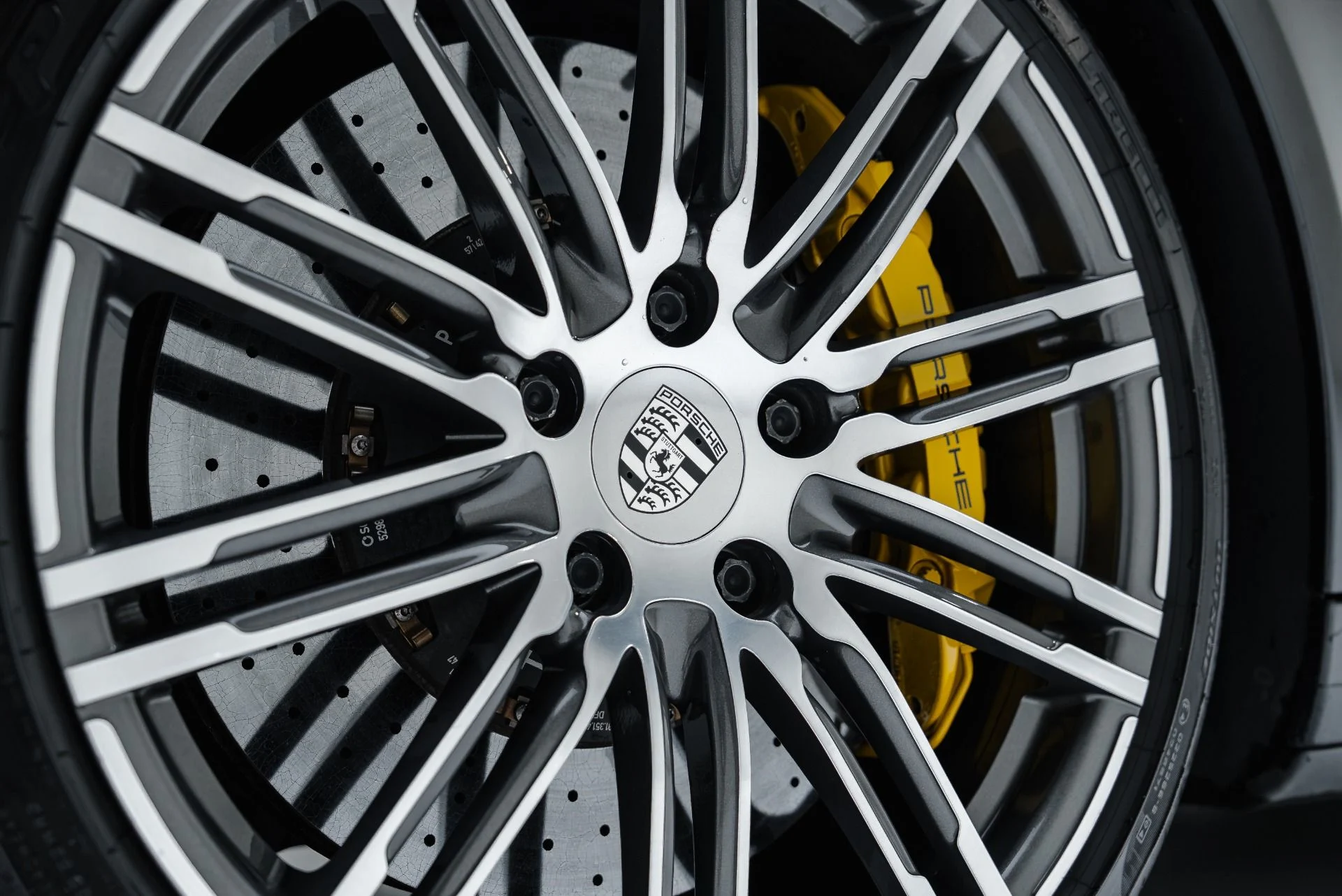 mph029_4111352378_Used_2014_Porsche_911_Turbo_S_1791845084_5188a1b010