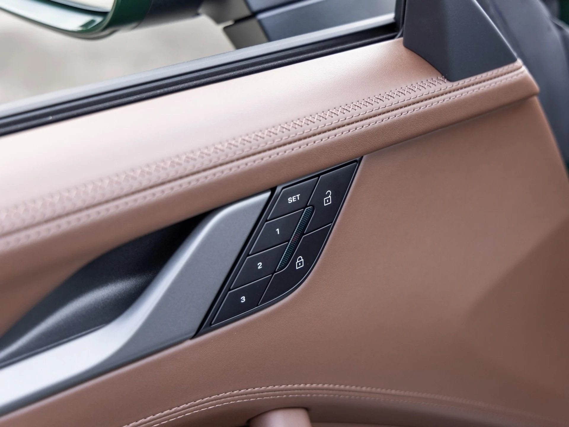 mph029_4124693311_30_3c0e52cace