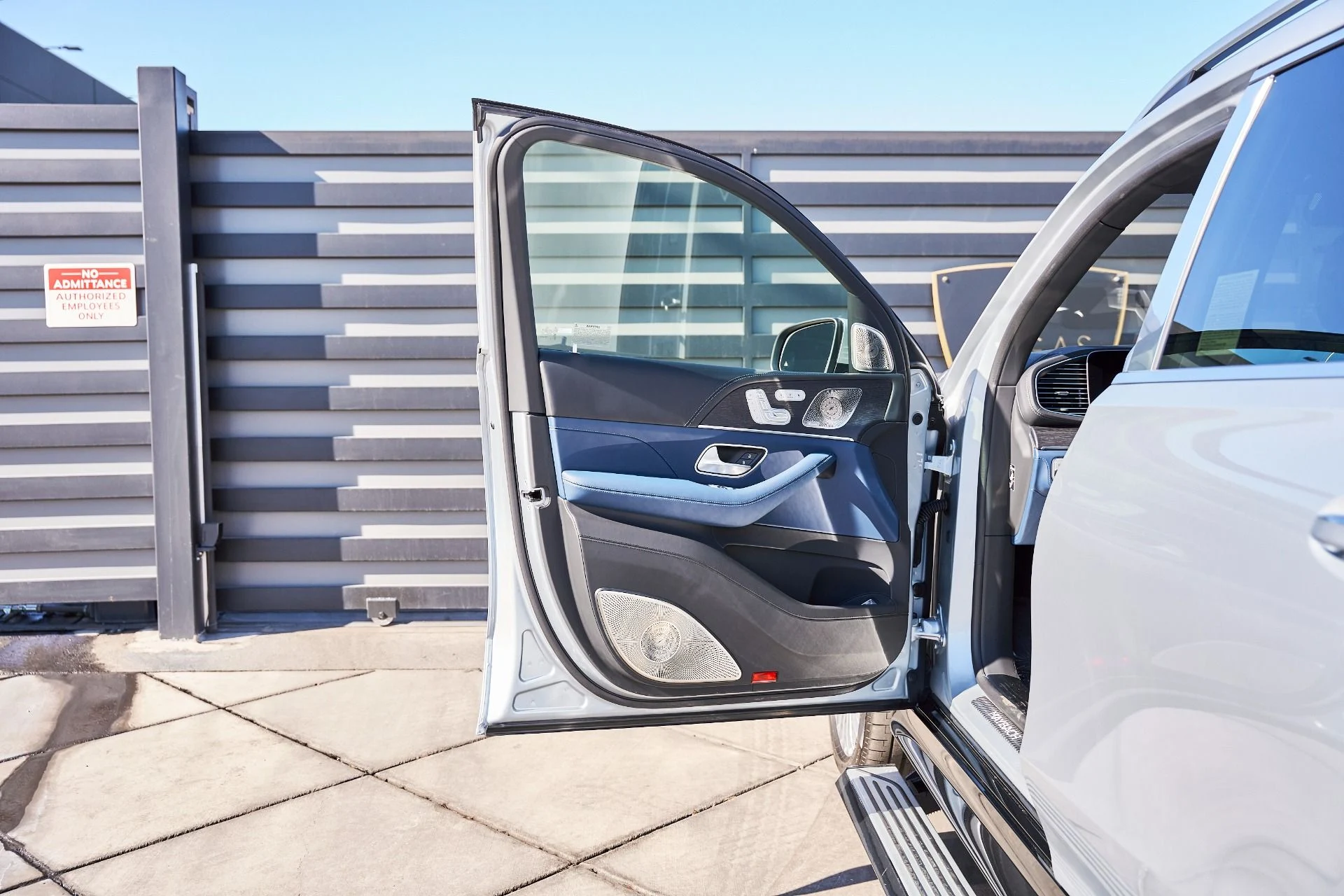 mph029_412639473_Used_2026_Mercedes_Benz_GLS_Maybach_GLS_600_1770697596_5aceda4b71