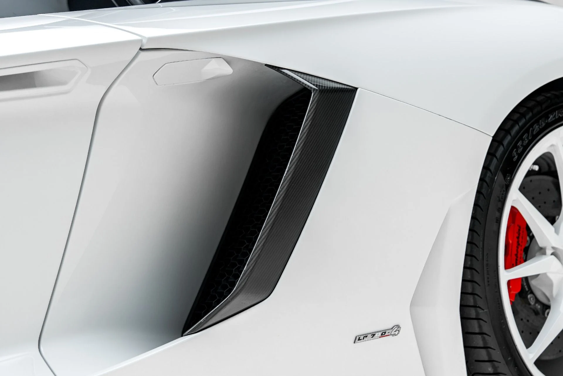 mph029_4132635158_Used_2016_Lamborghini_Aventador_LP_700_4_1790099103_836db4491a