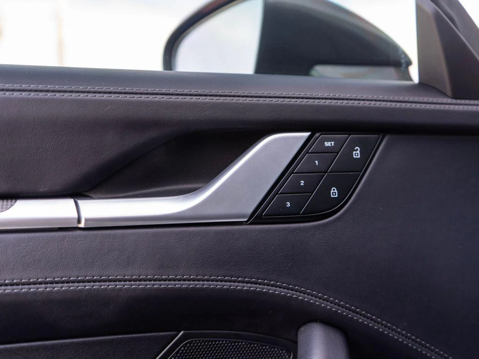 mph029_4163613203_x_YS_6jgd_Uf_GP_Mm_FR_Ey_Nb_N_Pz_Ydpk_A_d0a6eee130