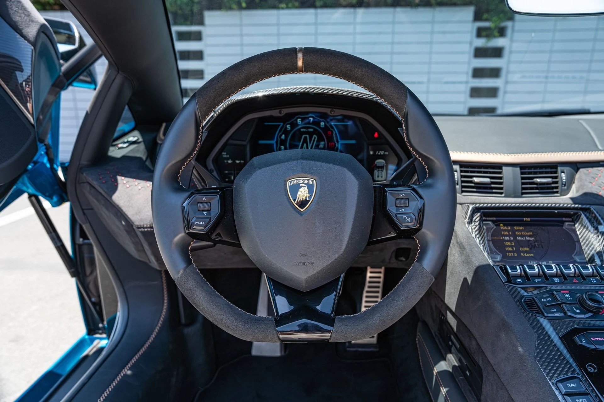 mph029_4167342447_Used_2022_Lamborghini_Aventador_LP_780_4_Ultimae_1755037008_7d70aba416