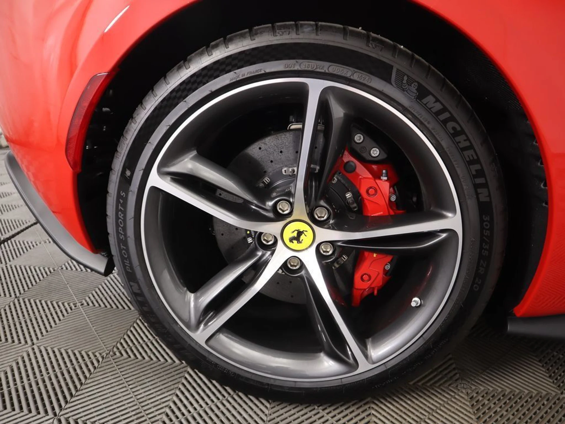 mph029_4169689612_used_2024_ferrari_296_gtb_coupe_8119_22982882_30_1024_17d4e6e67c