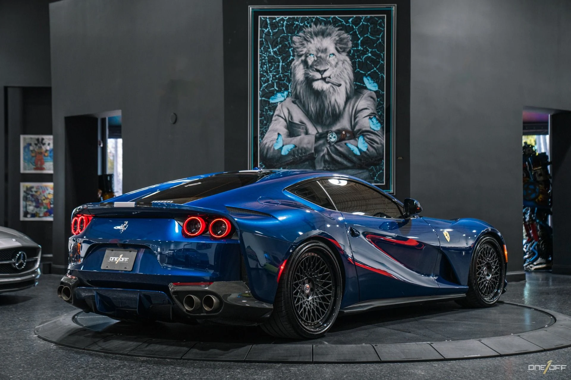 mph029_4169836437_Used_2018_Ferrari_812_Superfast_on_HRE_Wheels_w_Passenger_Display_Carbon_Race_Seats_1747344106_57903b963b
