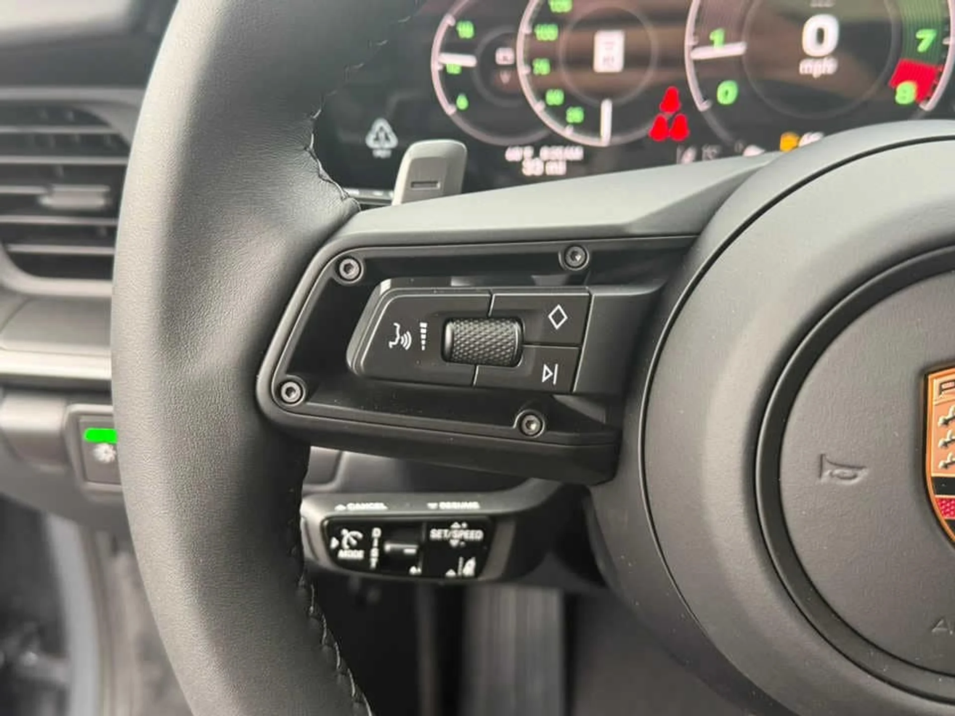 mph029_4174172024_f16e73760fd27eaf79c06202ca010d19x_4cc06c1a8a