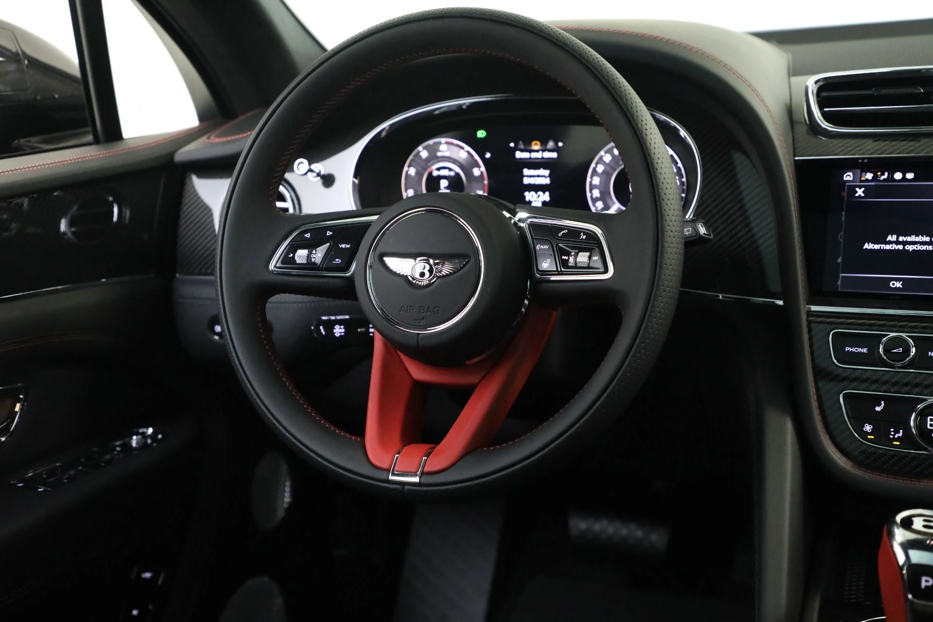 mph029_4175477131_Used_2024_Bentley_Bentayga_V8_95bb329530