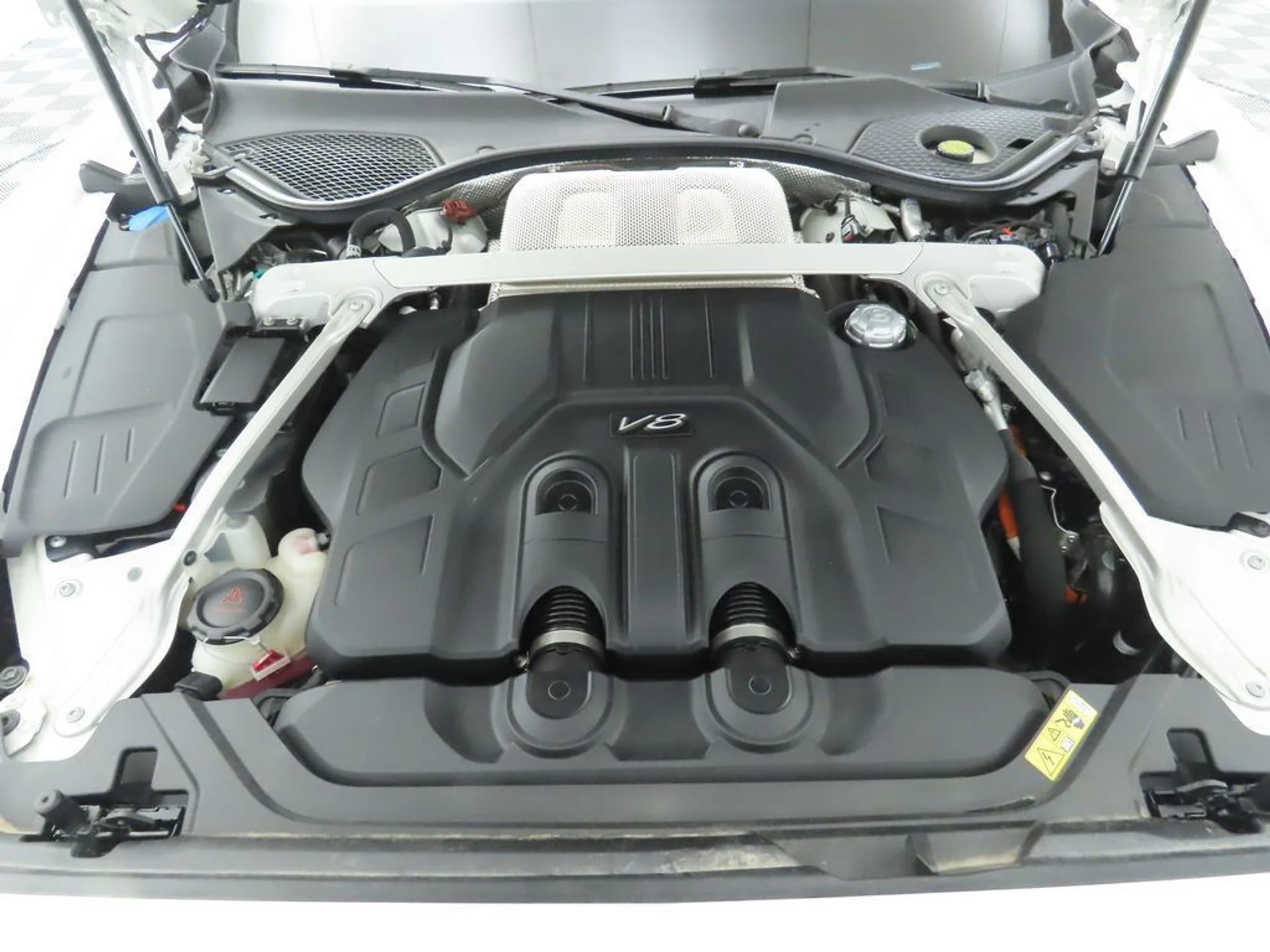 mph029_4188181691_used_2025_bentley_flying_spur_speedsedan_8119_22969403_30_1024_30eac4594f