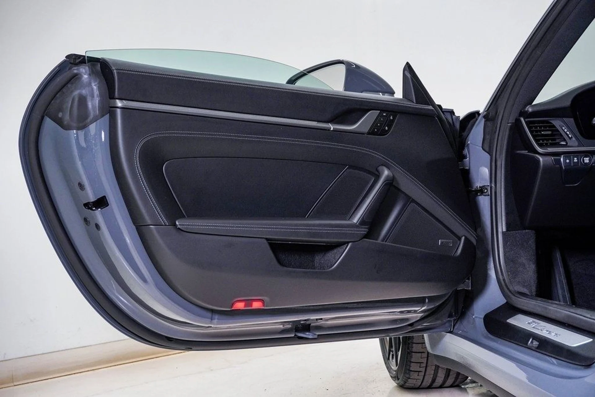 mph029_4192821328_ee969c2836b3e5333d171475ce552021x_33535775c6