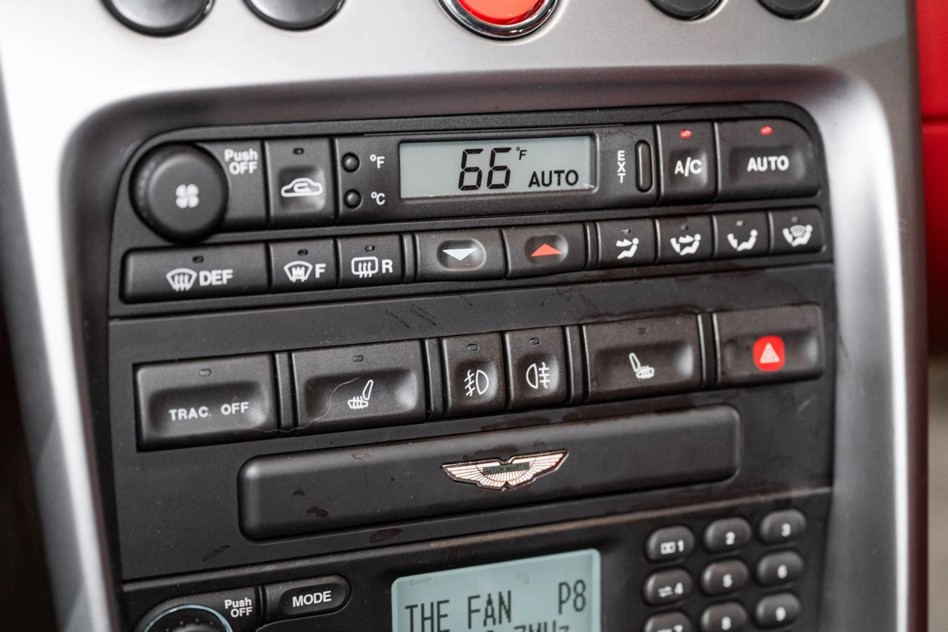 mph029_4193199748_Used_2002_Aston_Martin_Vanquish_V12_1750947116_700e17b75e