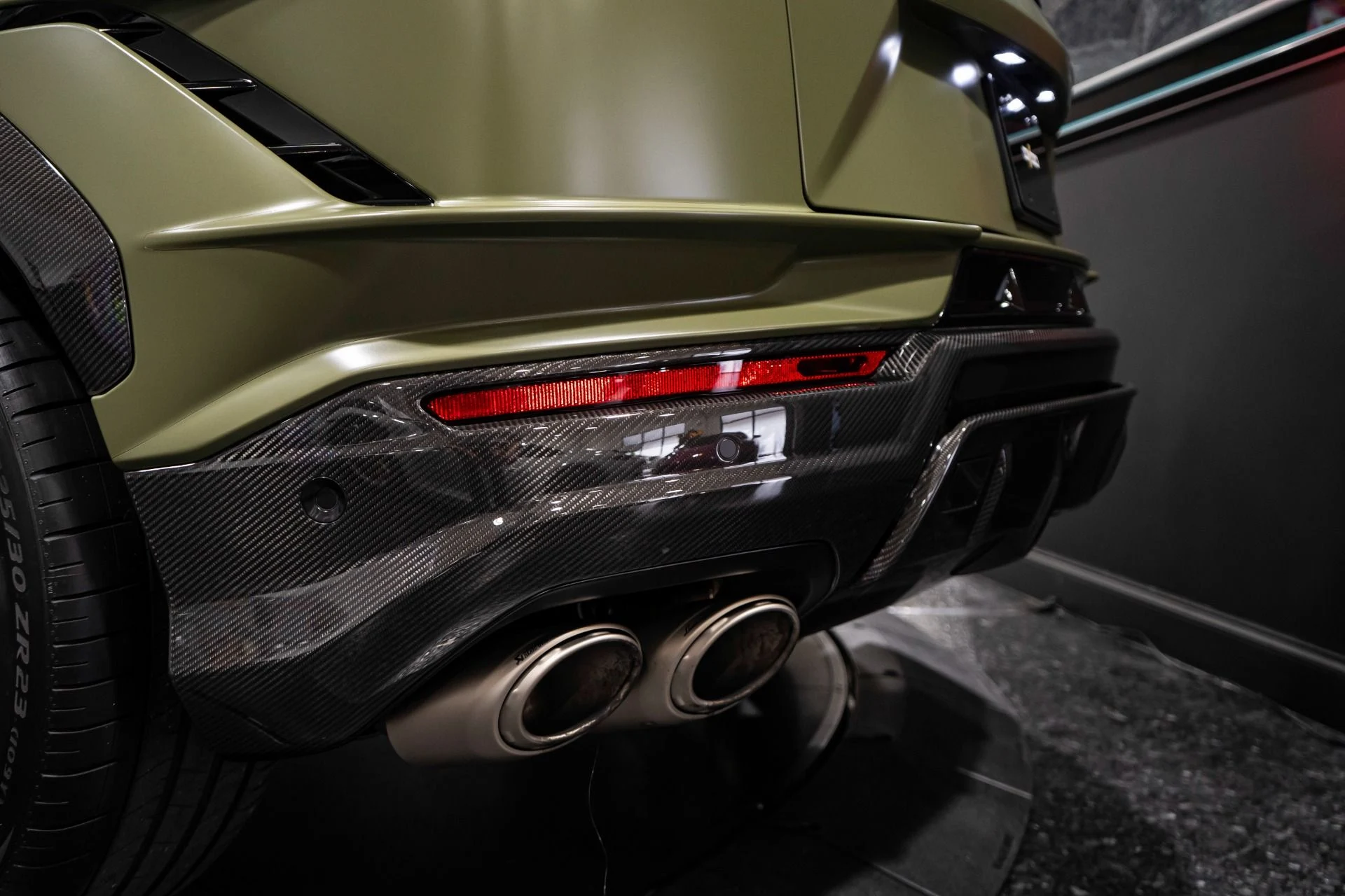 mph029_4200963910_Used_2023_Lamborghini_Urus_Performante_FACTORY_MATTE_322297_MSRP_1764031014_0d47ceb03a