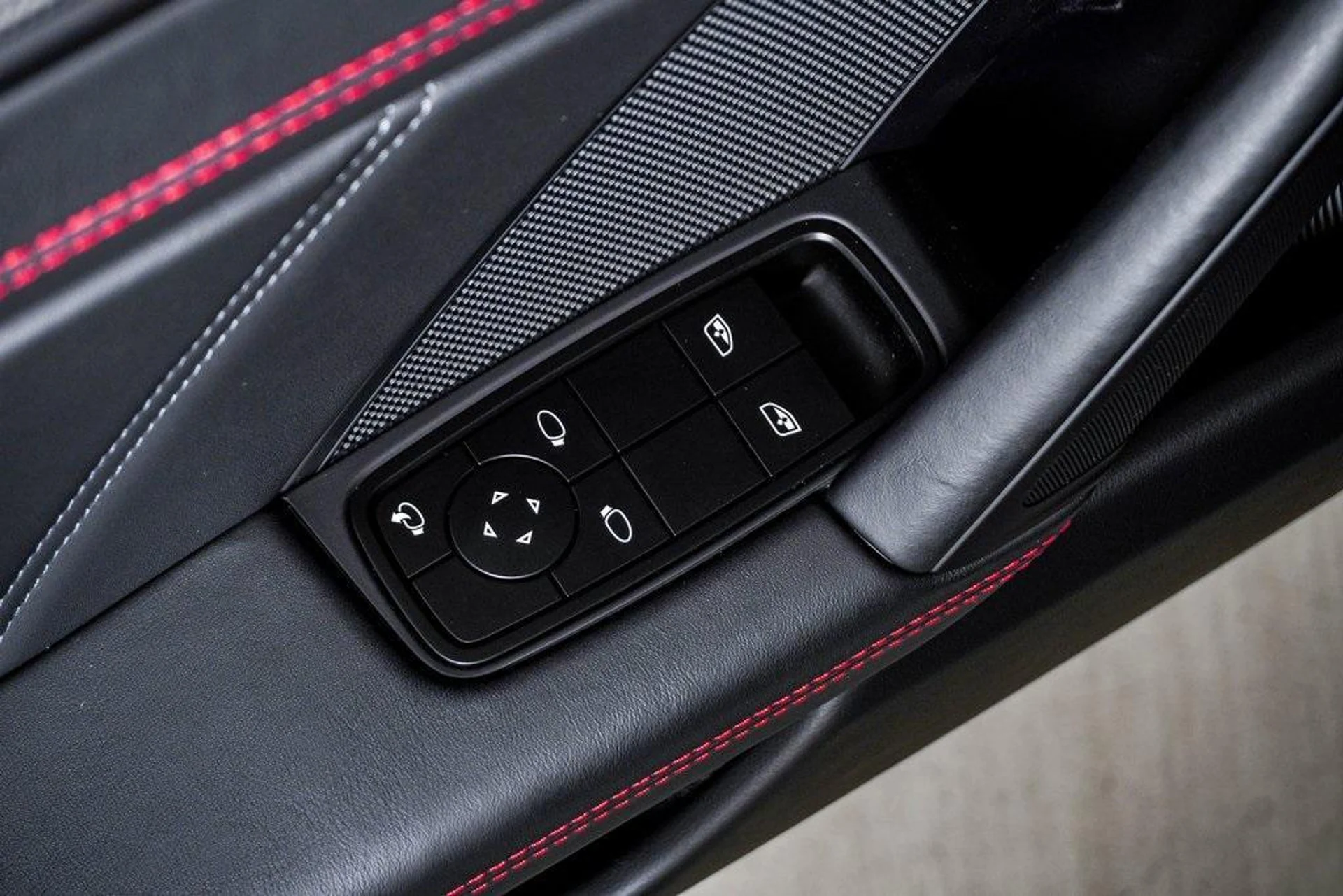 mph029_4211427931_u_W8ize_Tfmha_H_N1a61t3_PQ_2o_NLE_28579978b5